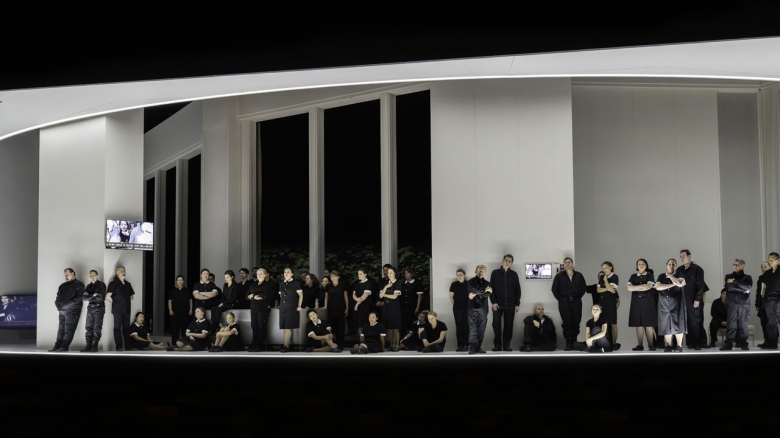 Oper Frankfurt's Chorus